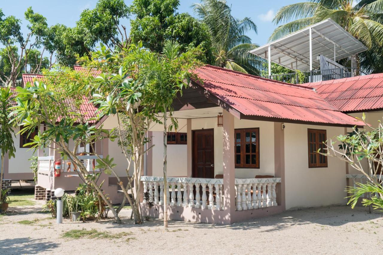 Phangan Lodge Baan Tai Buitenkant foto