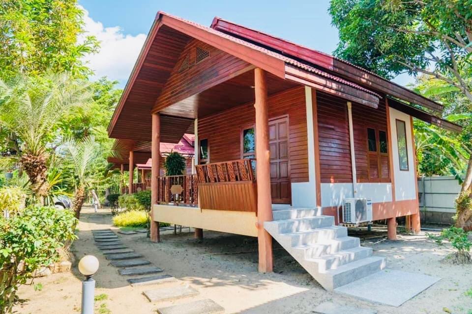 Phangan Lodge Baan Tai Buitenkant foto
