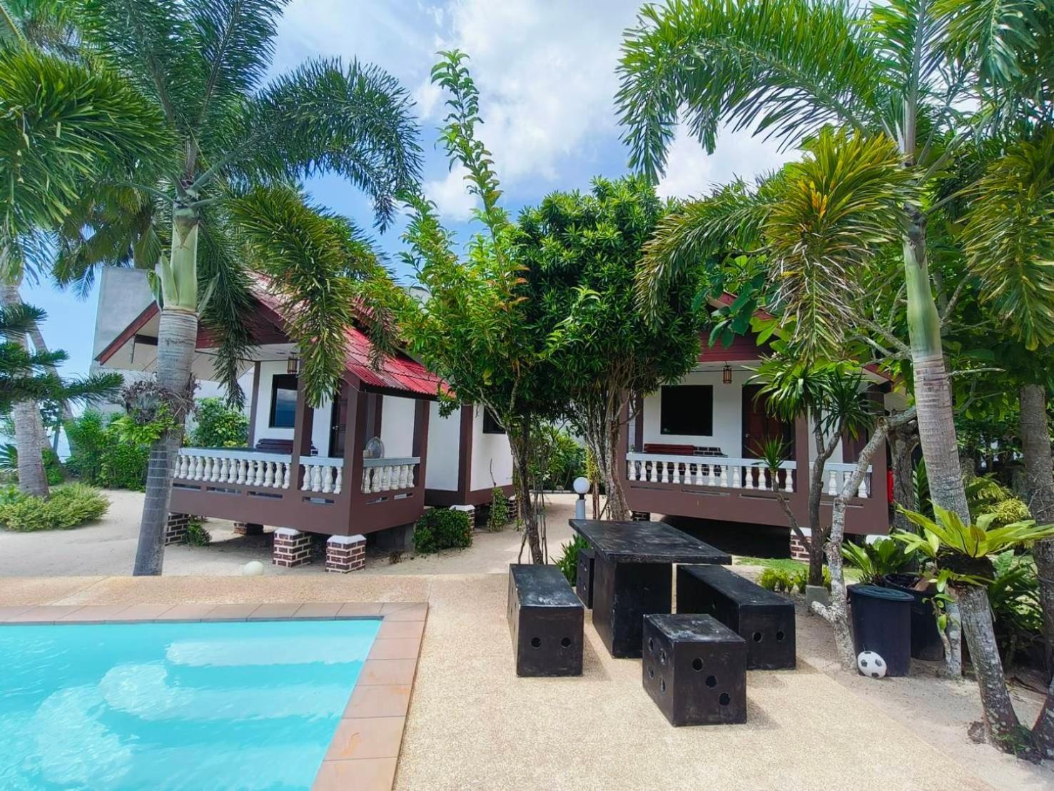 Phangan Lodge Baan Tai Buitenkant foto