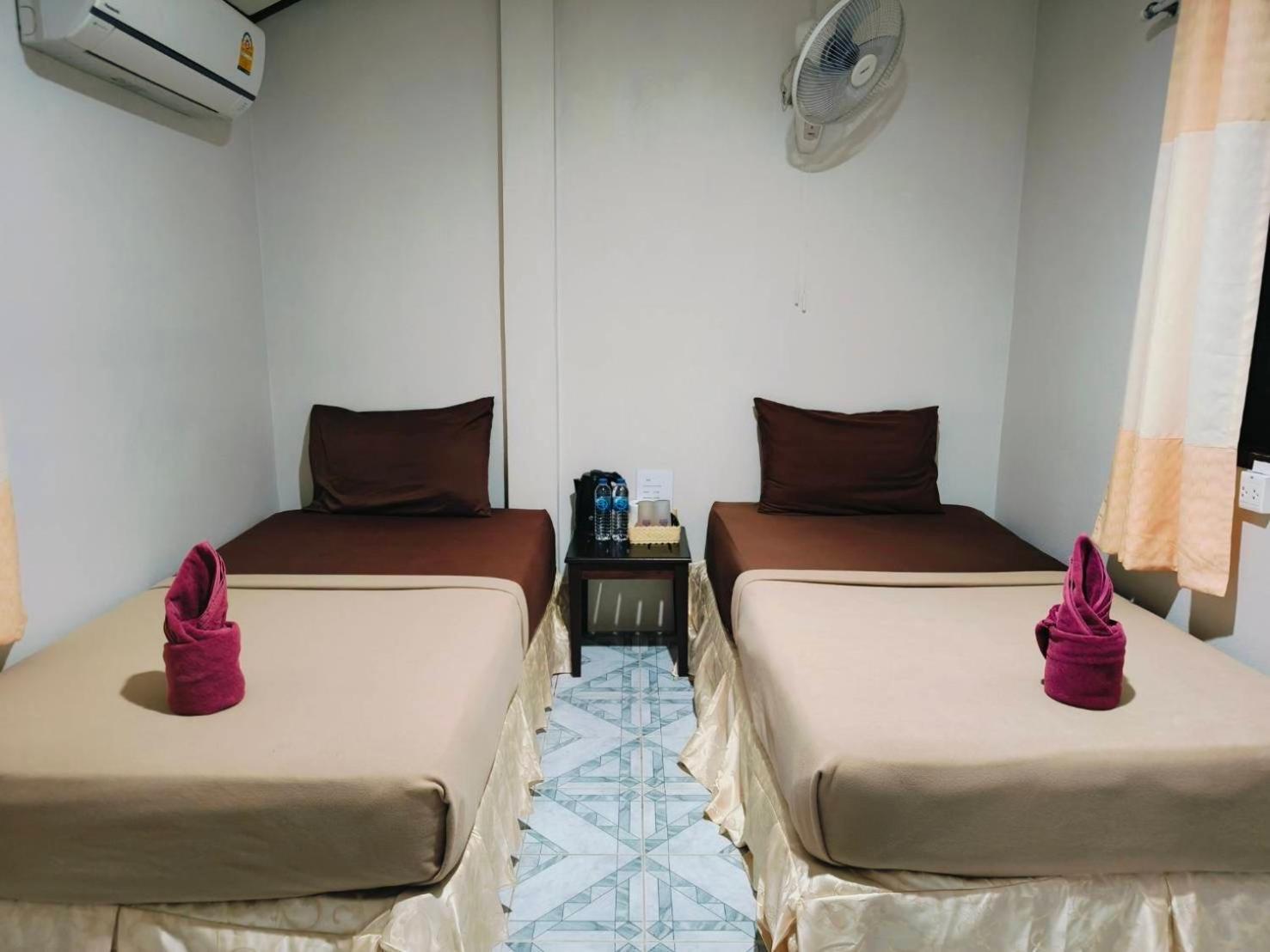 Phangan Lodge Baan Tai Buitenkant foto
